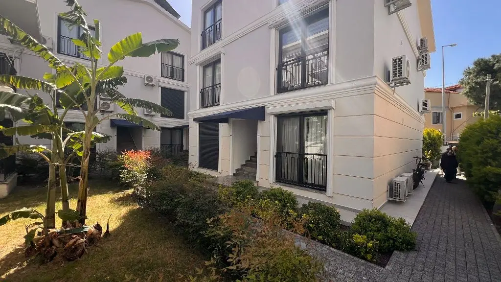 Property in Calis